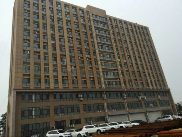 興隆無(wú)縫鋼管科研大廈